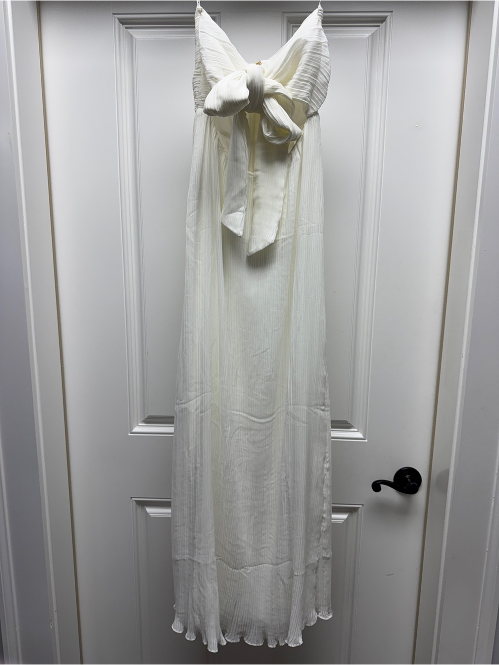SABO White Cut Out Pleated Maxi Dress - Picture 11 of 15